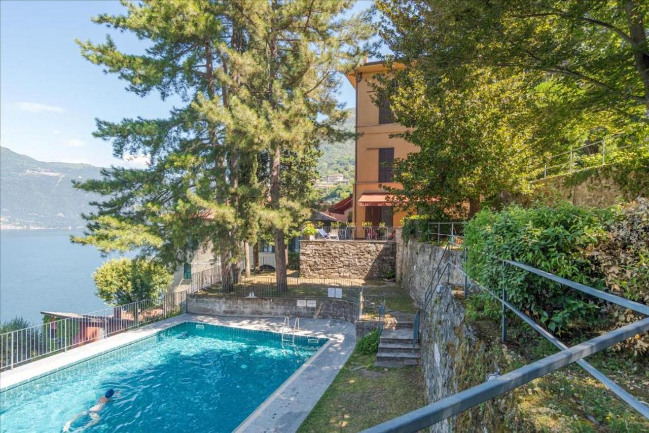 Apt With Terrace And Shared Pool! Lake View! Apartamento Nesso Exterior foto